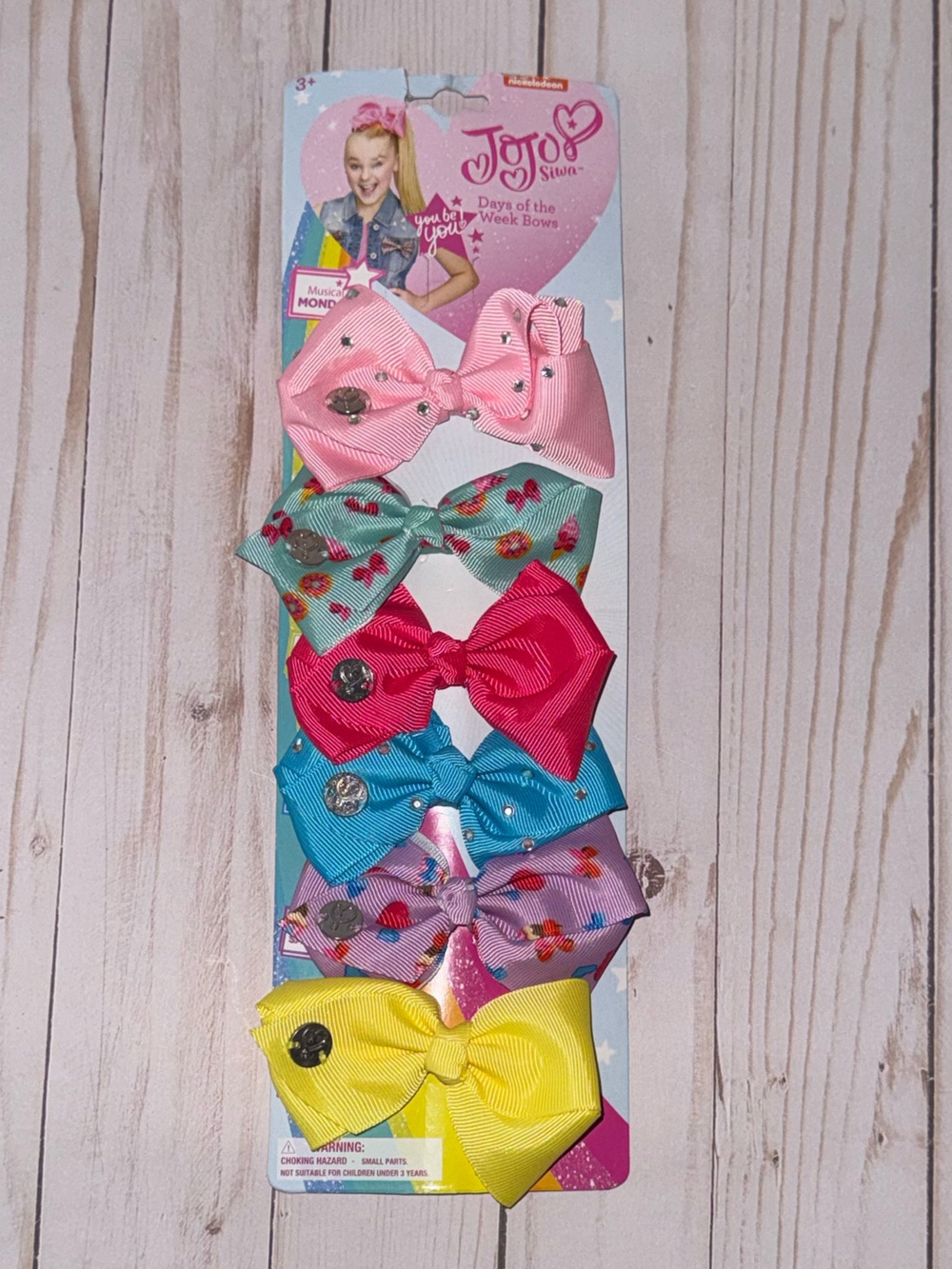 Jojo bows